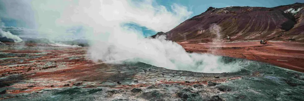Discover the Great Geysir Iceland with a rental car