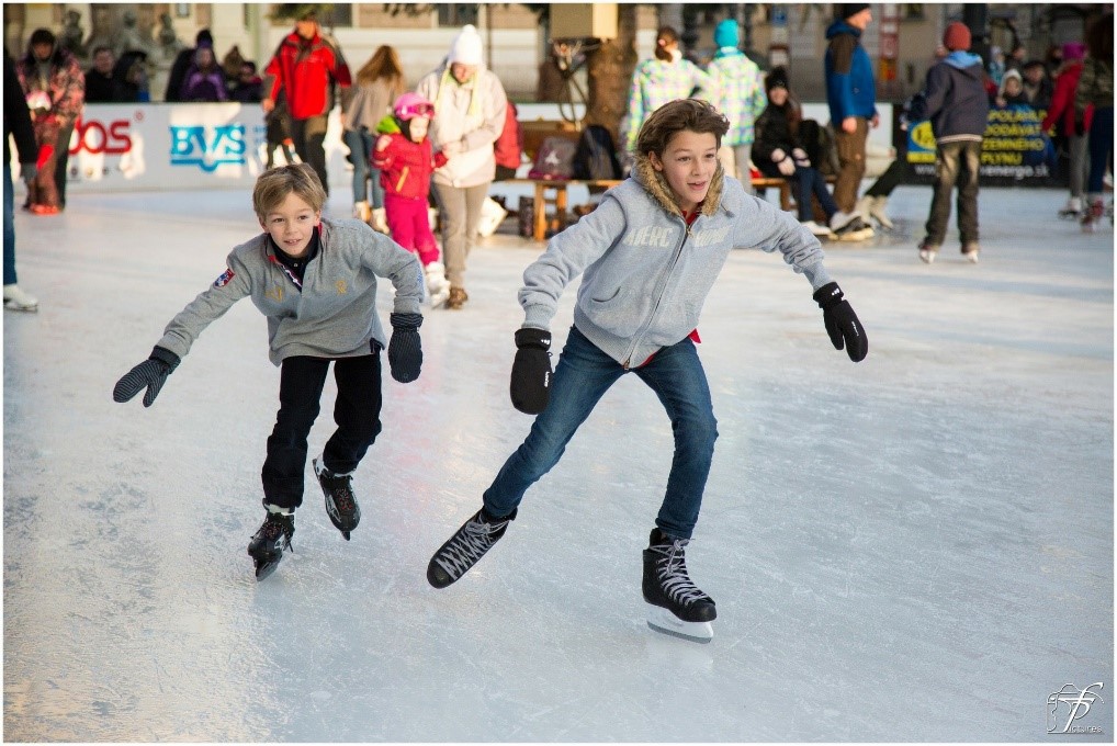 ice rink ingolfstorg reykjavik