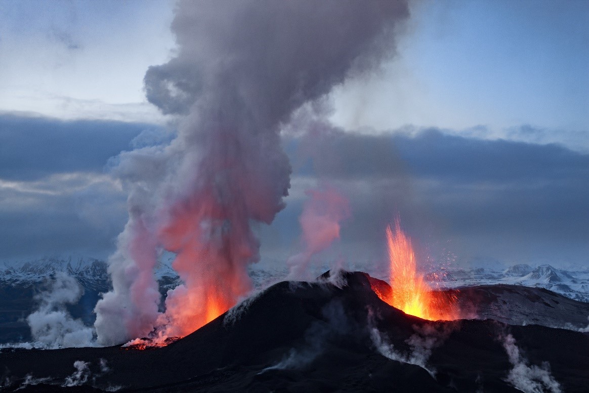 volcano eruption in iceland