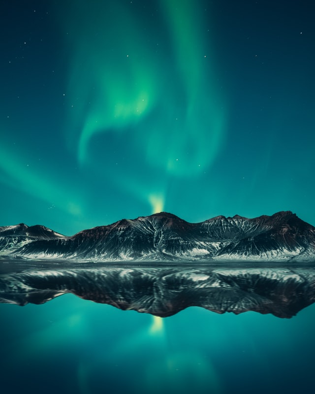 best location to see northern light in iceland
