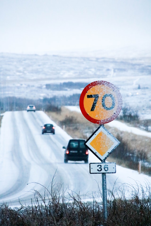 drive within the speed limit in Iceland 