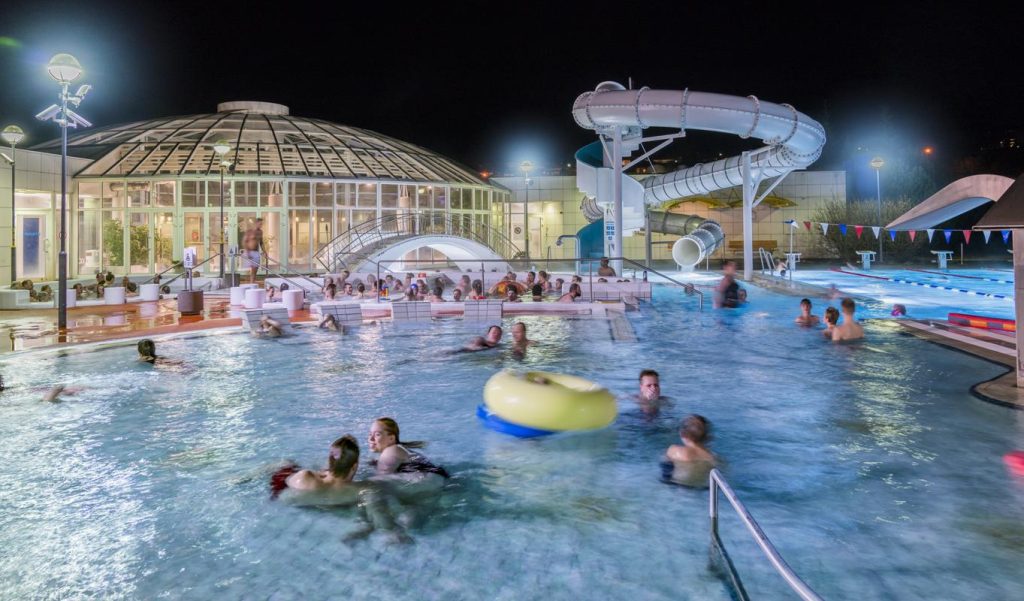 visit the local swimming pools in Iceland