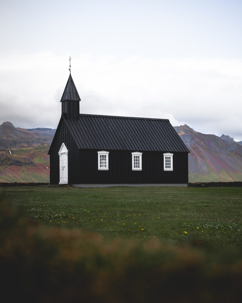 the famous black church in Iceland
