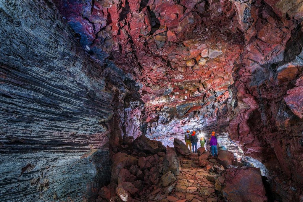 you can visit a lava tunnel with your teenage kids in Iceland