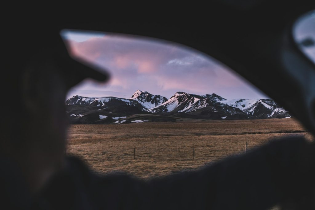 driving in iceland april