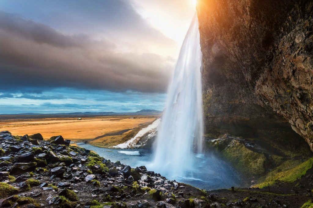 the summer view of Seljalandsfoss