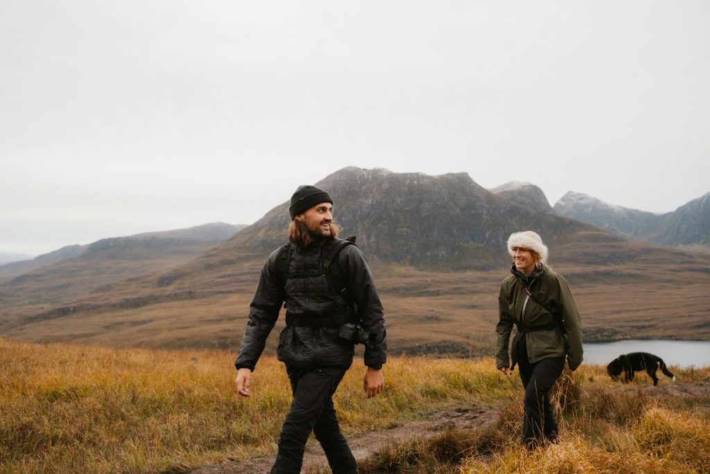 how to dress for hiking in Iceland