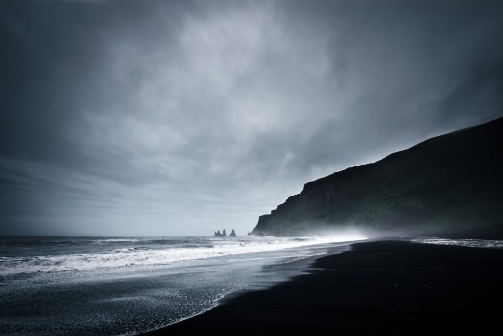 when is the rain season in Iceland