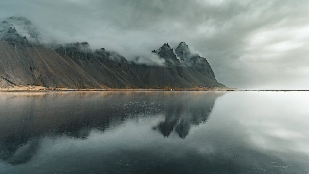 what is the rainy season in Iceland